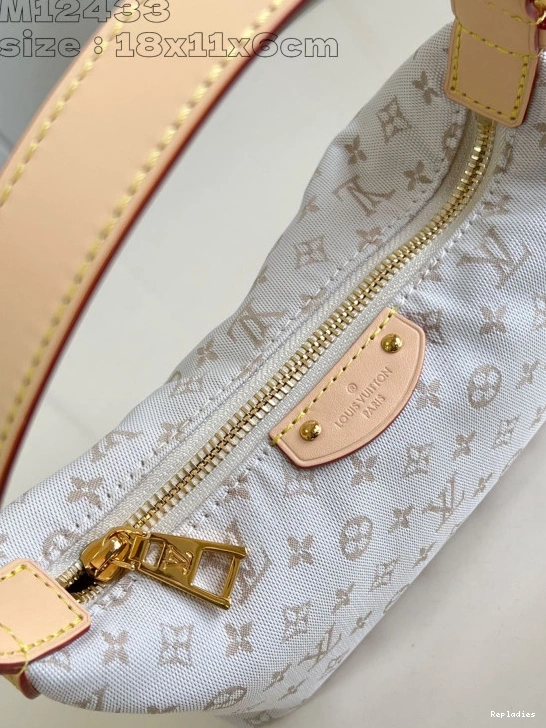Cheap Pochette Louis Hills Vuitton 0801